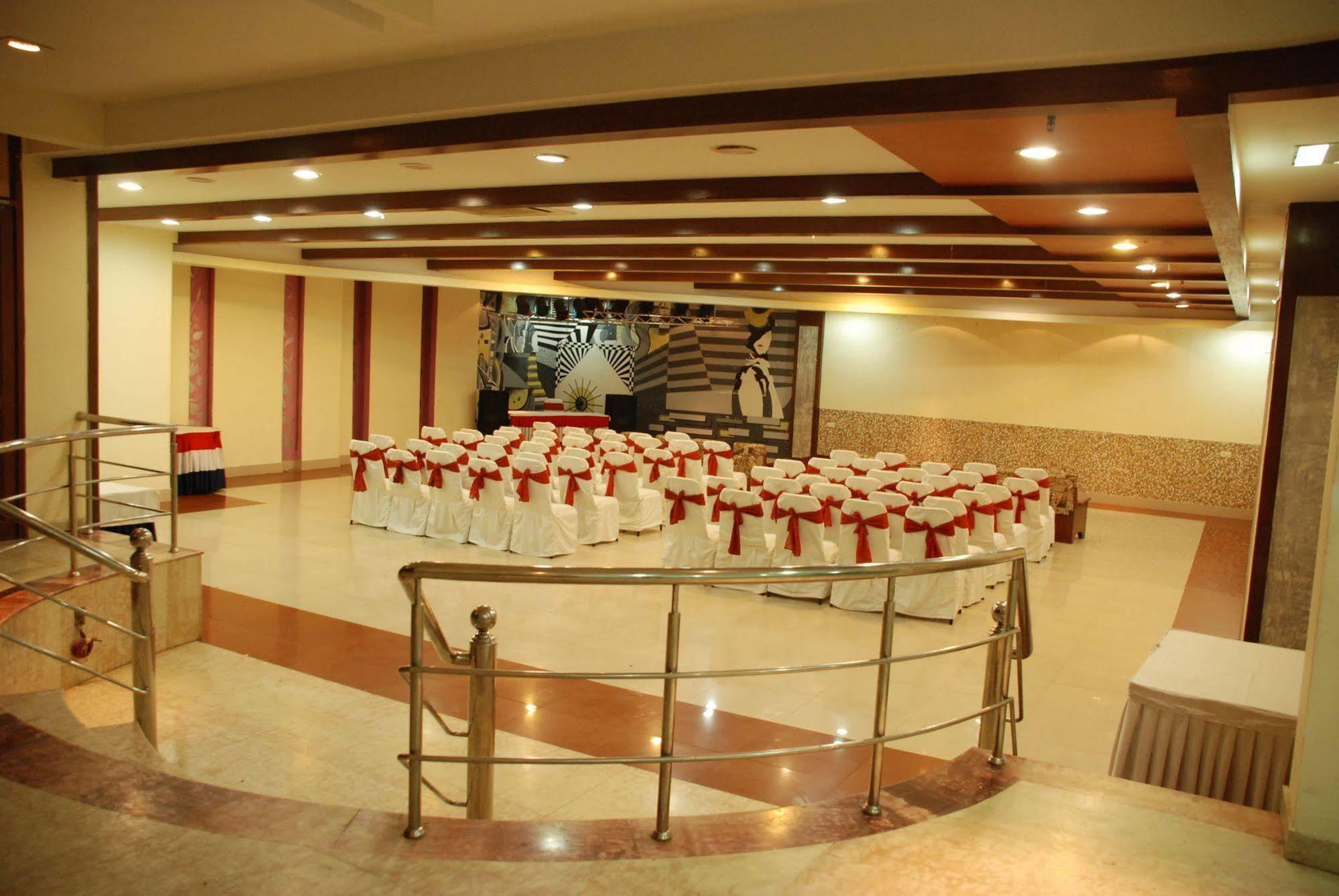 Hotel Ganga Ratan Agra  Esterno foto