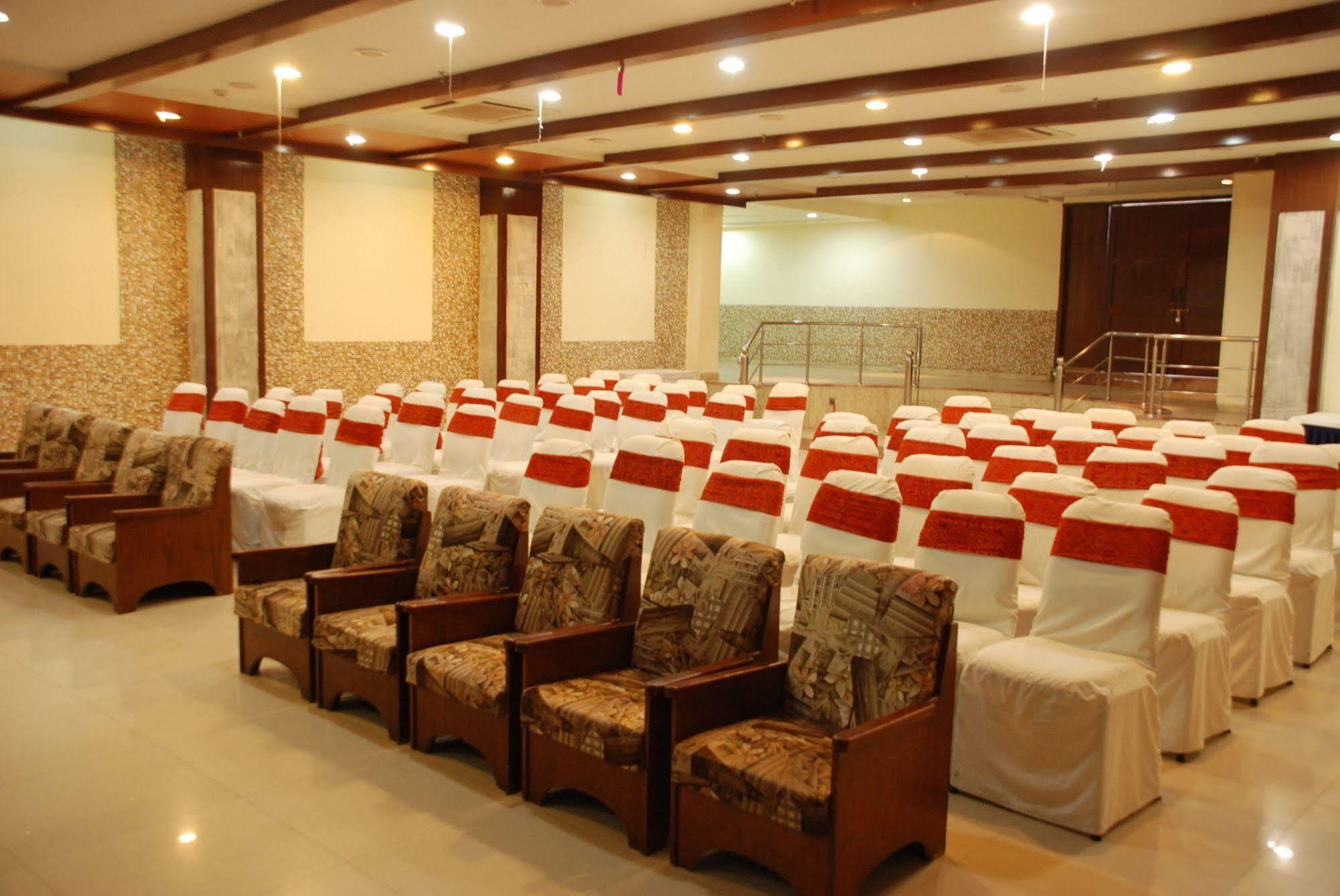 Hotel Ganga Ratan Agra  Esterno foto