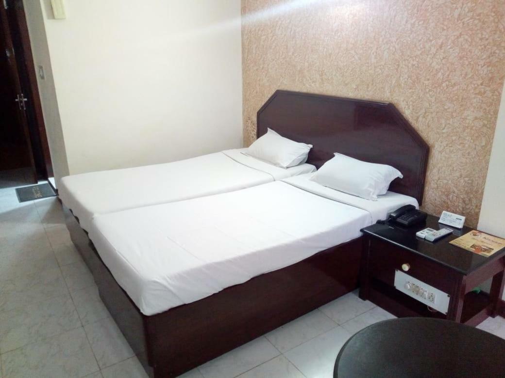 Hotel Ganga Ratan Agra  Esterno foto